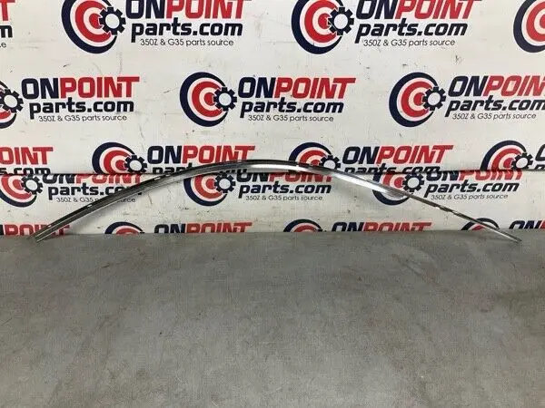 2005 Nissan Z33 350Z Passenger -Pillar Trim Weatherstrip Bracket Oem 22Bg3F2