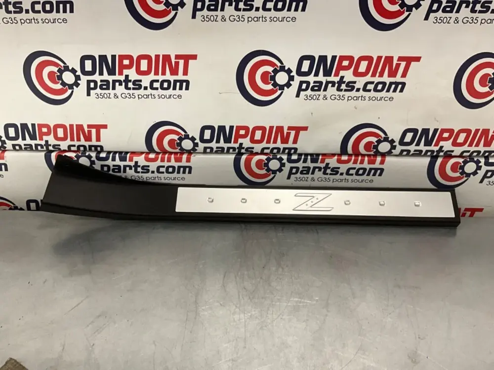 2005 Nissan Z33 350Z Passenger Right Door Threshold Kick Plate Trim OEM 24BHQE7