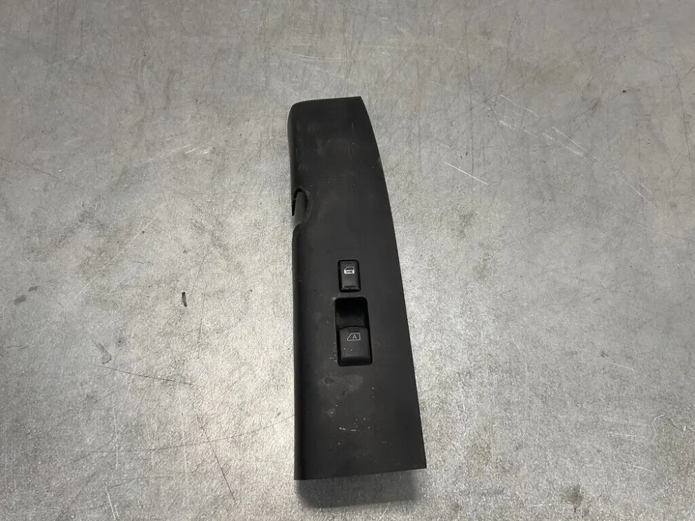 2005 Nissan Z33 350Z Passenger Right Window Lock Switch Trim OEM 15BDBFE