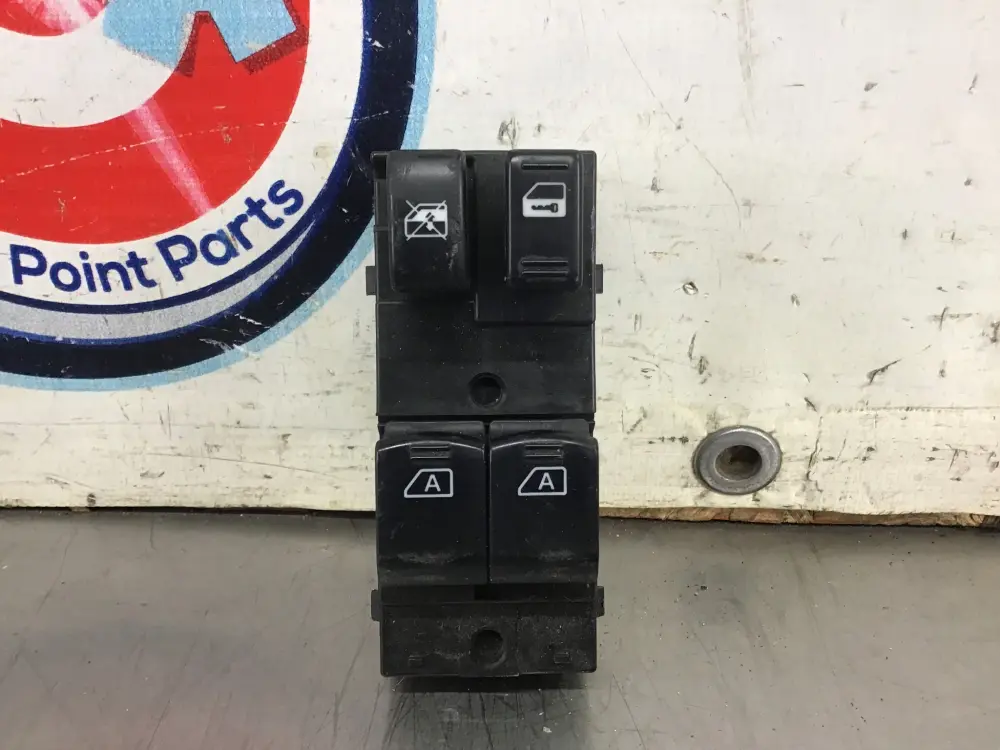 2006 Infiniti G35 Driver Left Interior Master Lock Window Switch OEM 15BB0DA