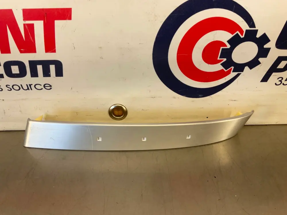 2006 Nissan 350Z Passenger Right Door Grip Handle Trim 80932 OEM 15BAJDE