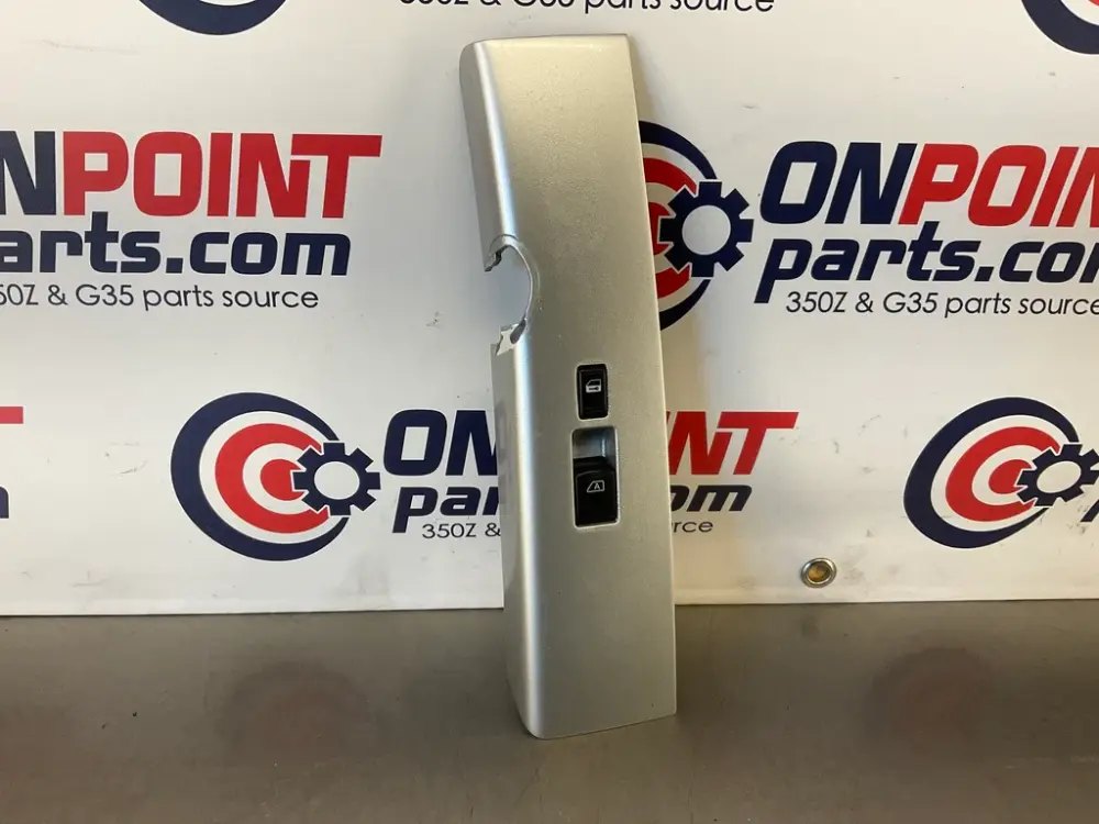 2006 Nissan 350Z Passenger Right Door Window Lock Switch Trim 80960 OEM 21BJFDE