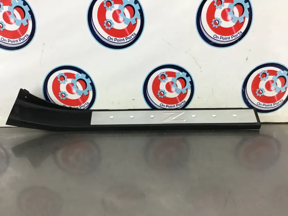 2006 Nissan 350Z Passenger Right Door Threshold Kick Plate Trim OEM 12BH5C7