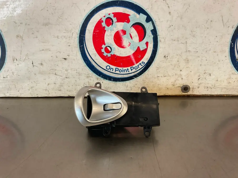 2006 Nissan 350Z Passenger Right Interior Door Handle OEM 21BHKDE