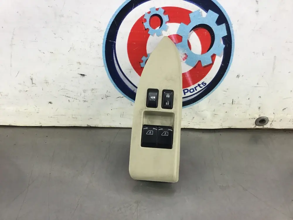 2007 Infiniti G35 Driver Left Door Master Window Lock Switch OEM 11BI2CA
