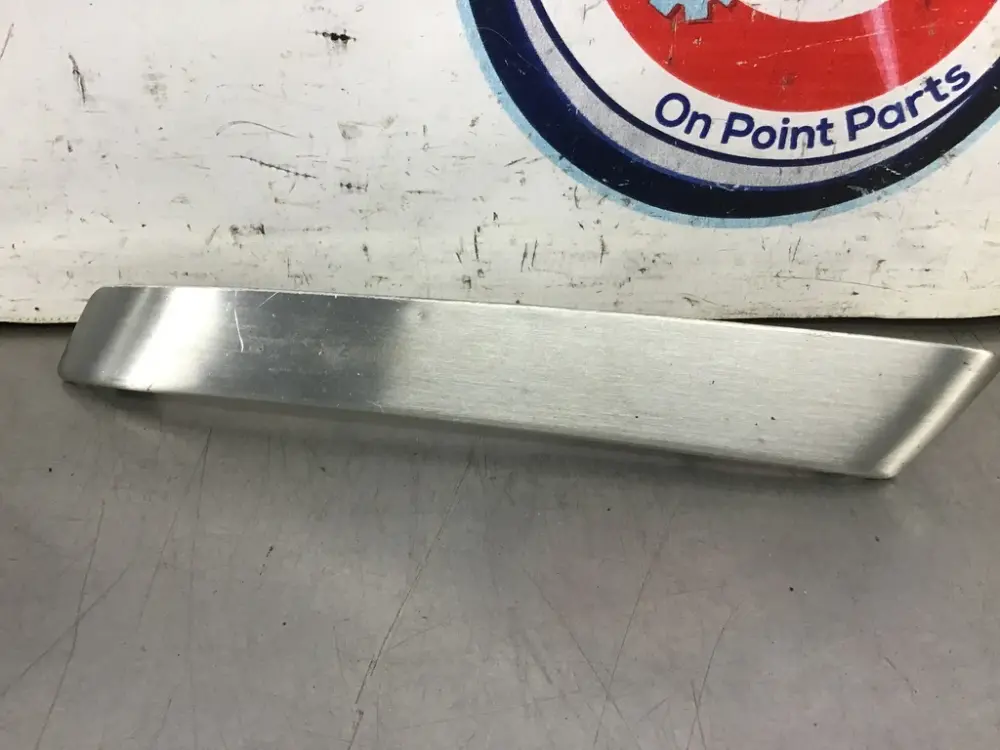 2007 Infiniti G35 Passenger Right Door Panel Handle Trim OEM 23BDFDE