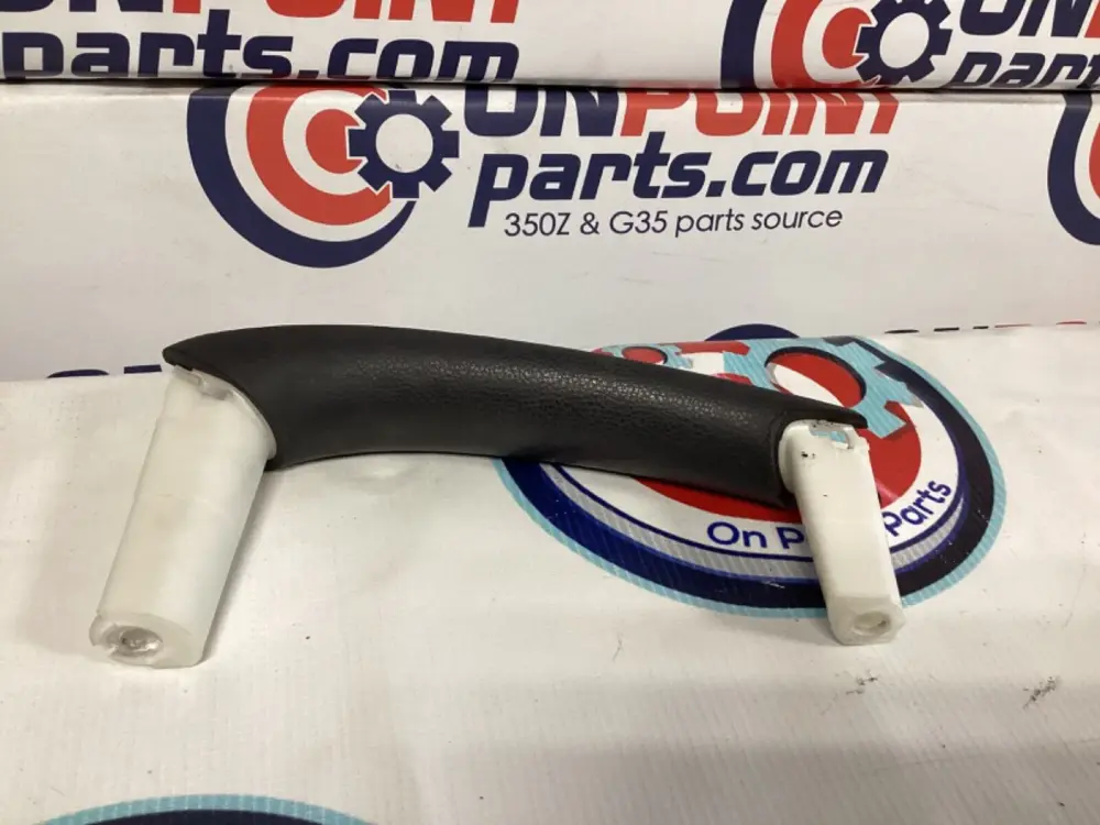 2007 Nissan Z33 350Z Passenger Right Door Grip Handle OEM 21BGKEE