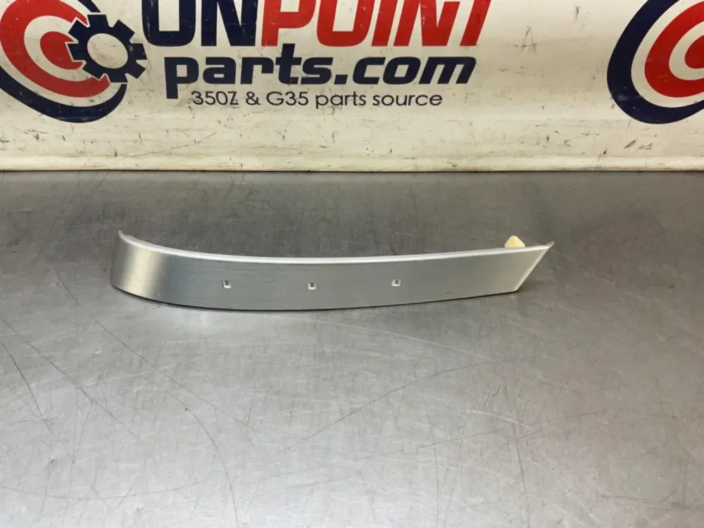 2007 Nissan Z33 350Z Passenger Right Door Grip pull Handle Trim OEM 25BBMFE