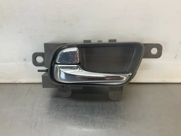 2008 Infiniti V36 G37 Driver Interior Door Handle Oem 22Bd8Ga
