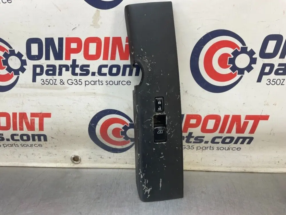 2008 Nissan Z33 350Z Passenger Right Door Lock Window Switch Trim OEM 24BBTFE