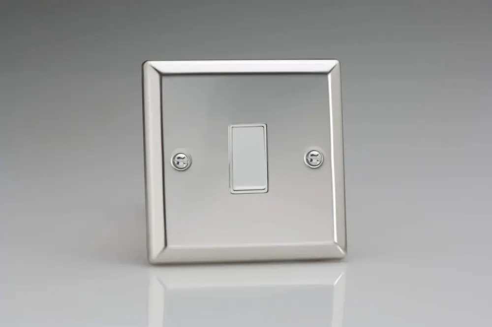 Varilight 1-Gang 10A Retractive Switch Mirror Shiny metal XCBPW