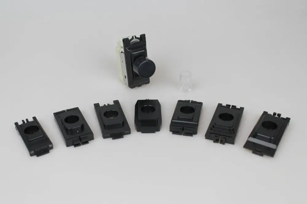 Varilight 2-Way Push-On/Off Switch Module (Dummy Dimmer Portable Switch) 6A (1 Grid Space) Black GH0B.MG