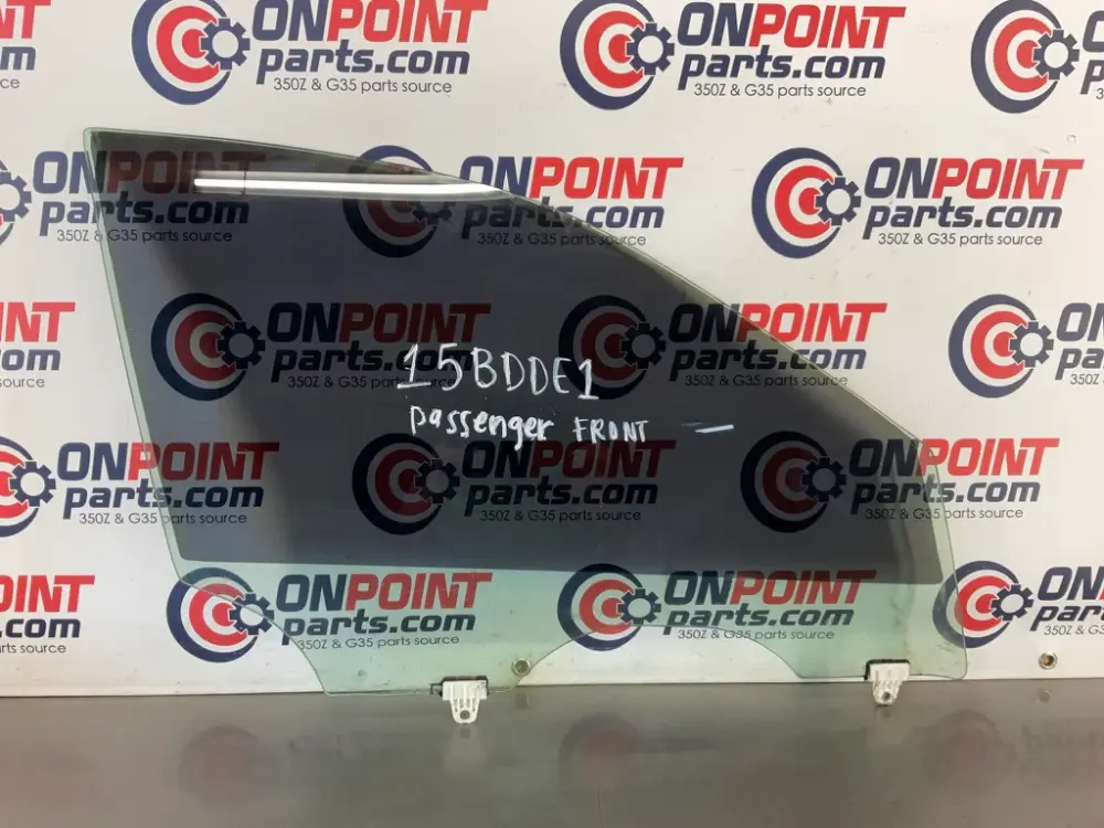 03-06 Infiniti G35 Sedan Passenger RH Front Window Glass 80300AL512 OEM 15BDDE1 All Glass Surfaces