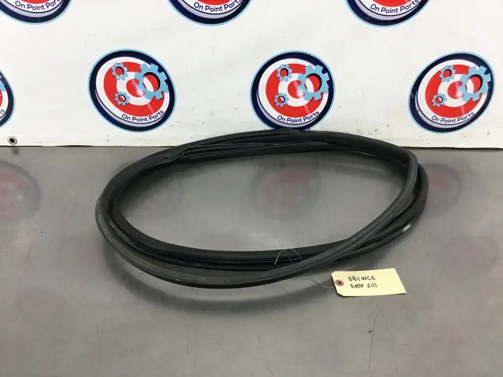 2005 Nissan 350Z Passenger Right Door Seal OEM 0BCWCE - 24oz