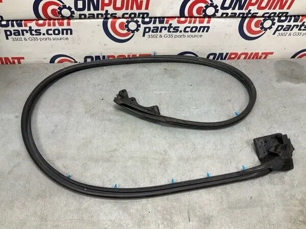 2008 Nissan Z33 350Z Driver Door Shell Weatherstrip Seal Oem 11Bj2Fa