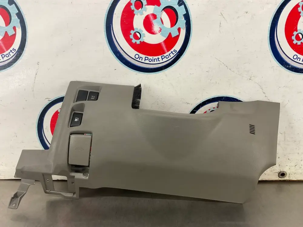 06-09 Nissan 350Z Coupe Driver LH Lower Dash Knee Panel 68106CF40B OEM 14BIMD8