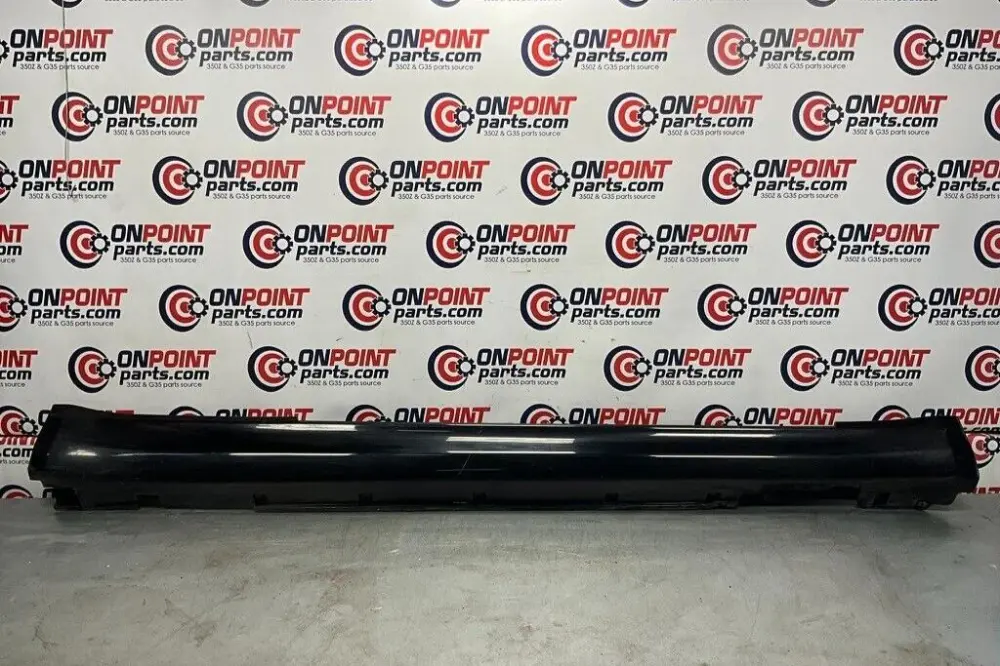 2003 Infiniti V35 G35 Passenger Right Rocker Panel Side Skirt 76850 OEM 23BCEF5