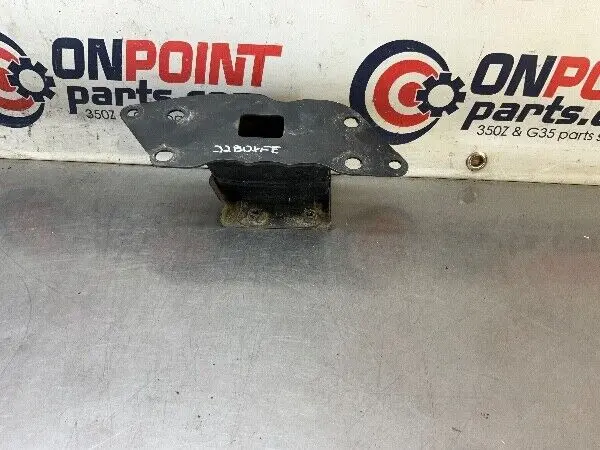 2003 Nissan Z33 350Z Front Passenger Bumper Impact Stay Bracket Oem 22Bdxfe