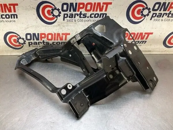 2004 Nissan Z33 350Z Passenger Headlight Basket Bracket Oem 22Bgwf3