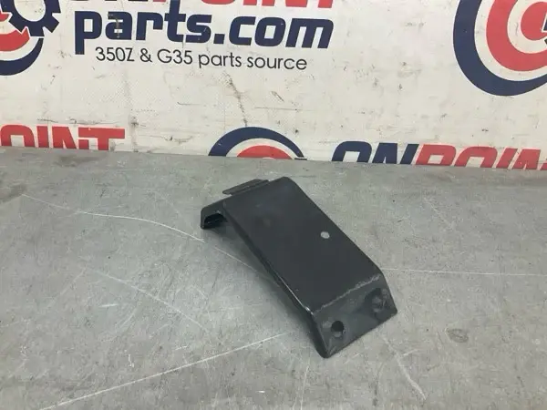 2004 Nissan Z33 350Z Passenger Headlight Basket Bumper Stay Brace Oem 24Bbqge