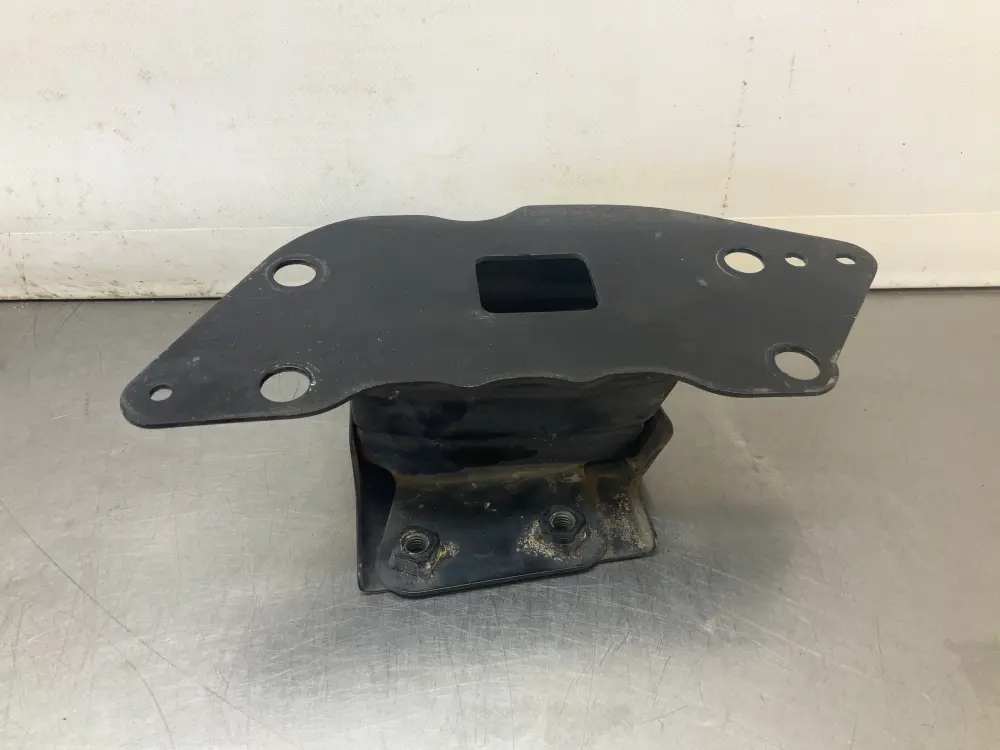 2005 Nissan Z33 350Z Front Driver Bumper Impact Stay Bracket Oem 15Bijfk