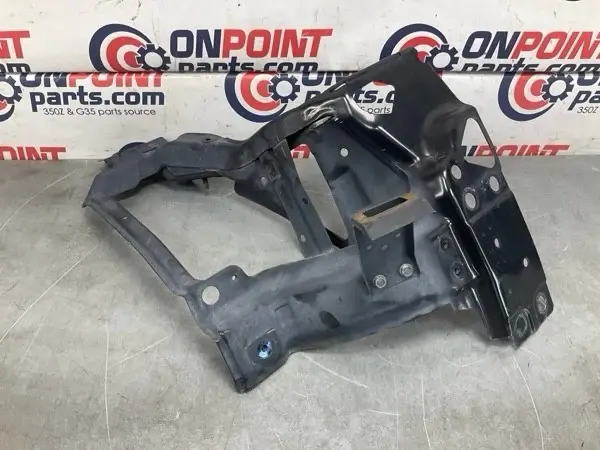 2005 Nissan Z33 350Z Passenger Headlight Basket Bracket Oem 14Bcrg3