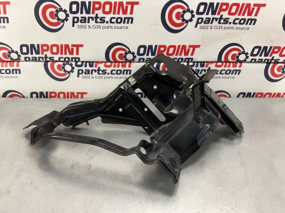 2005 Nissan Z33 350Z Passenger Right Front Headlight Basket Bracket OEM 24BHQE3