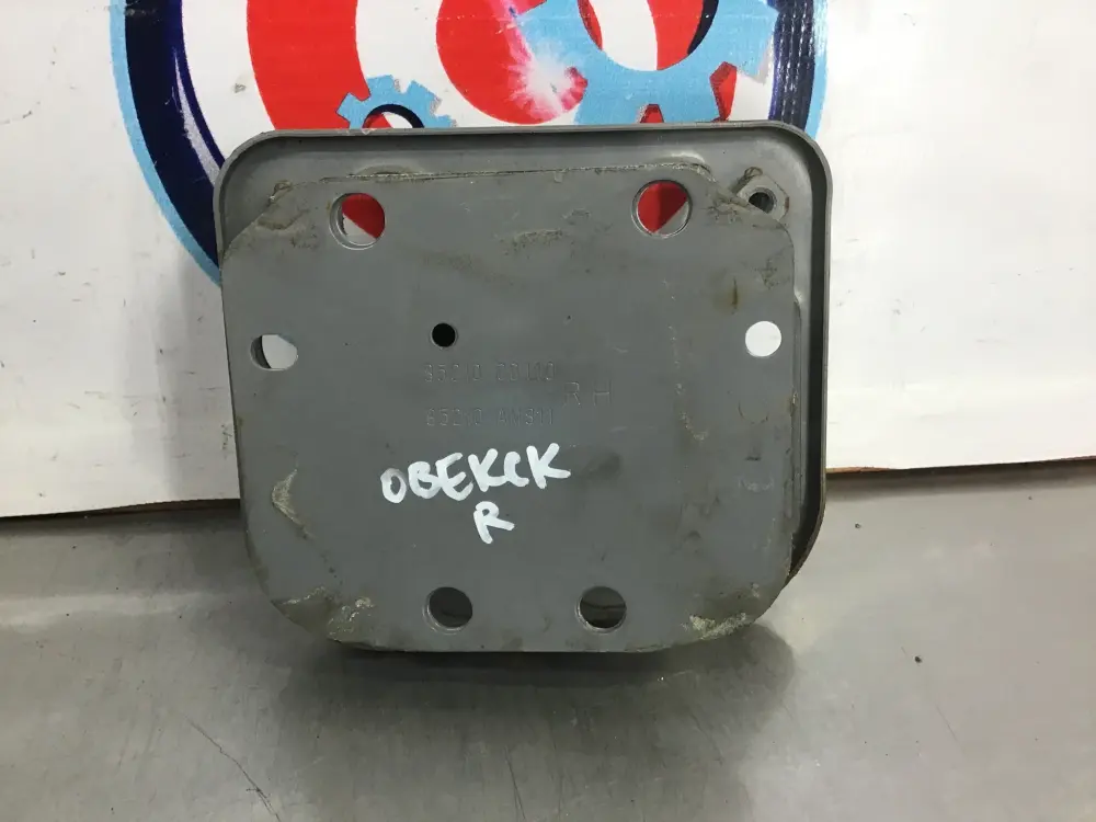 2006 Nissan 350Z Passenger Right Rear Bumper Impact Brackets 85210 OEM 12BEKCK