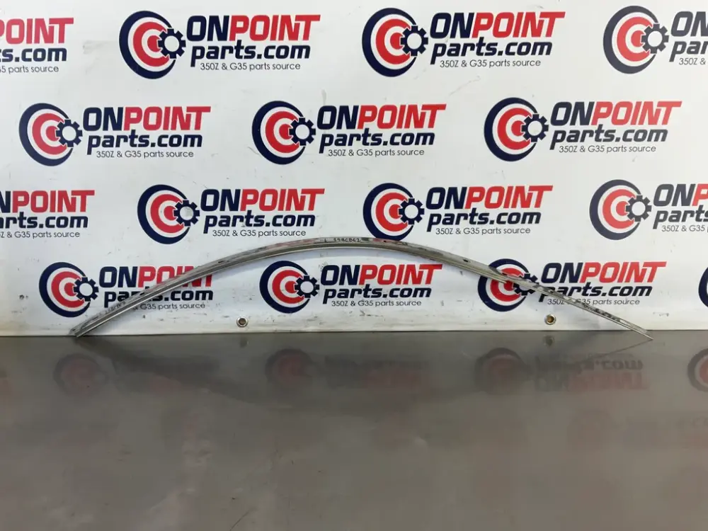 2007 Nissan 350Z Driver Left Exterior Pillar Weatherstrip Bracket OEM 25BCBE2