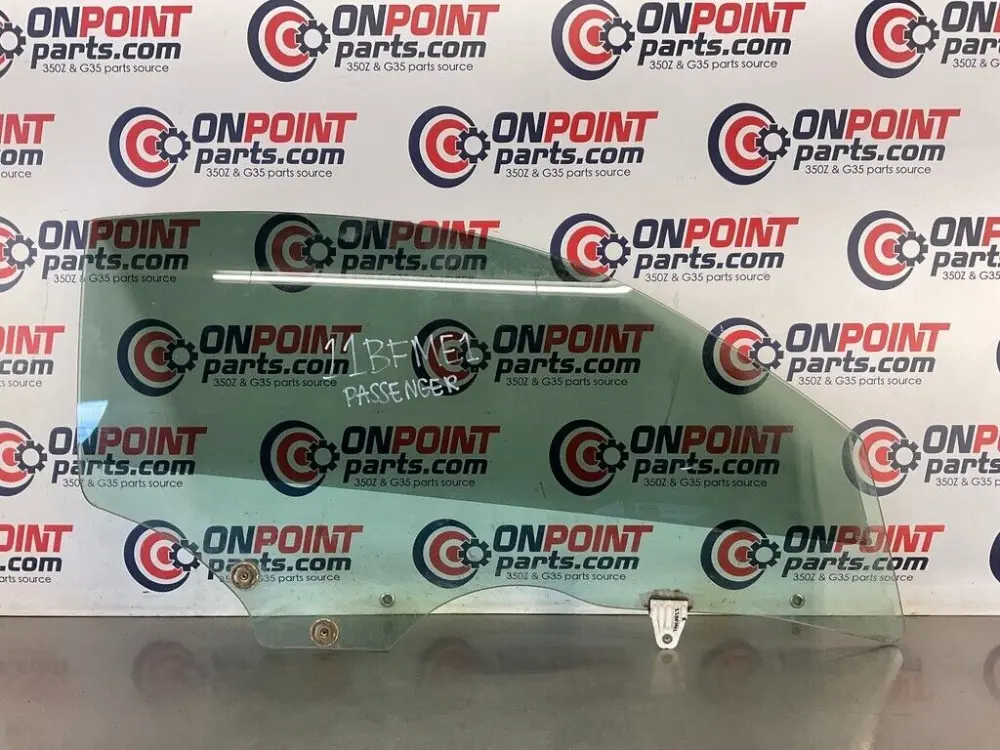 2005 Infiniti G35 Passenger Right Hued Door Window Glass OEM 11BFME1