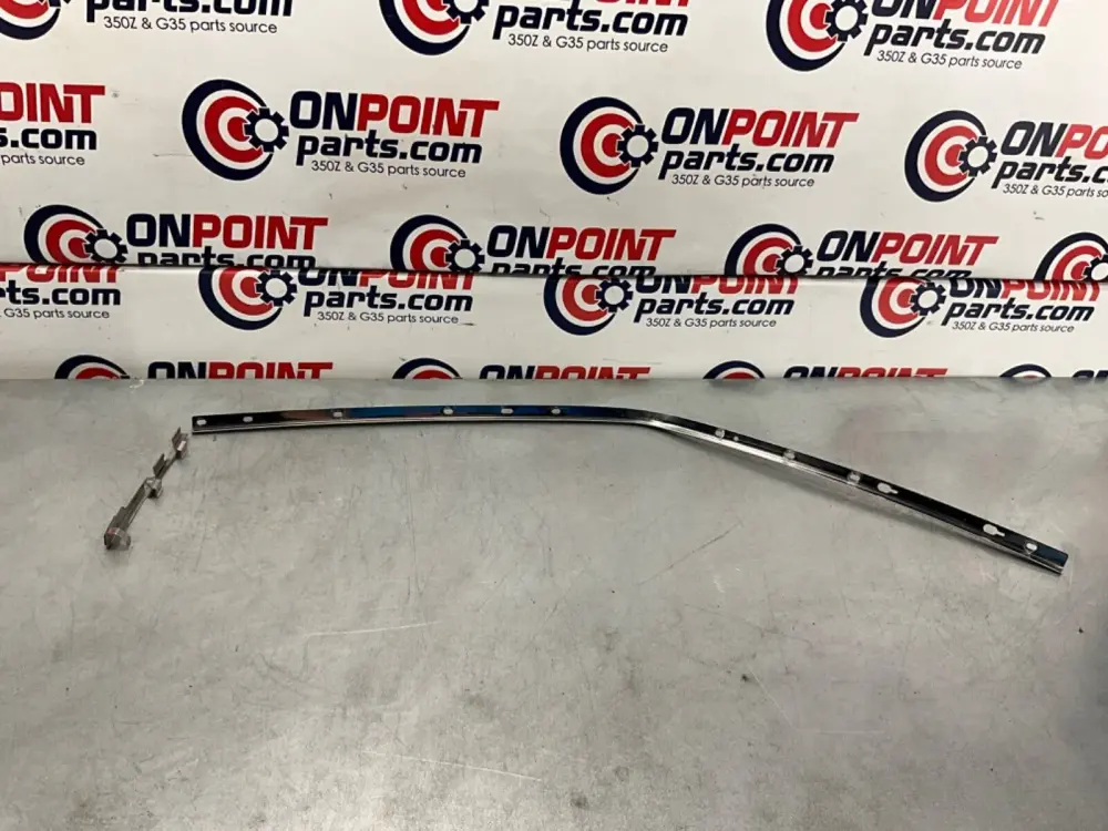 2014 Nissan Z34 370Z Passenger Right Pillar Weatherstrip Retainer OEM 14BILE2