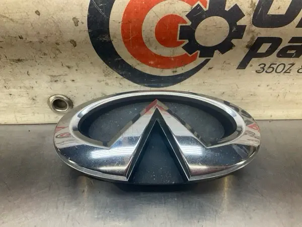 2012 Infiniti V36 G37 Front Grille Emblem Ornament Oem 24Bcdgc