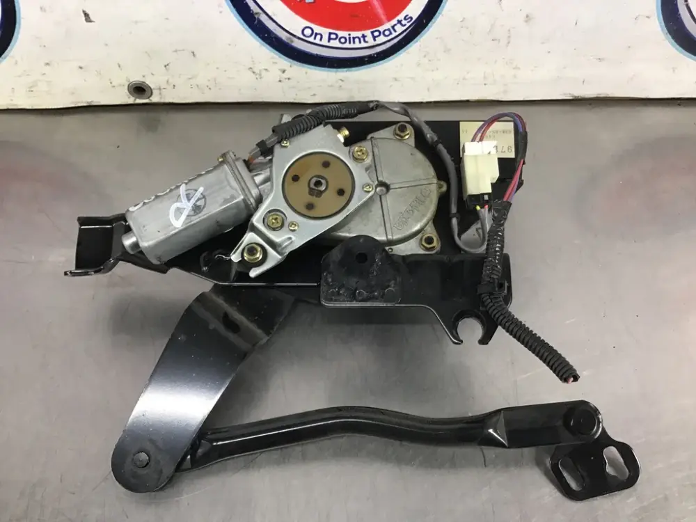 2004 Nissan 350Z Passenger Right Tonneau Cover Motor OEM 11BGMCK