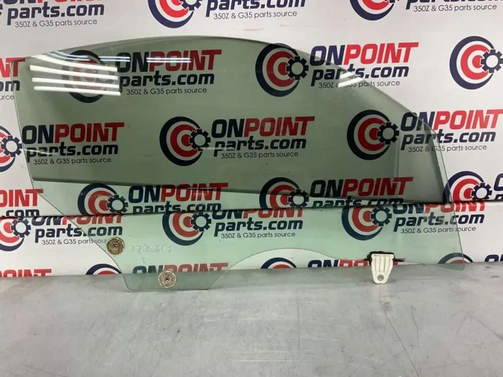 2004 Nissan Z33 350Z Passenger Right Door Window Glass OEM 22BLCF1