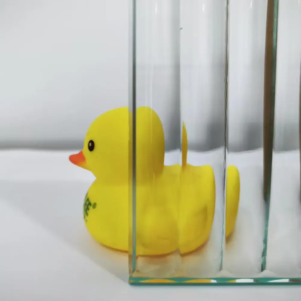 Streak-Free Formula Glass Finish