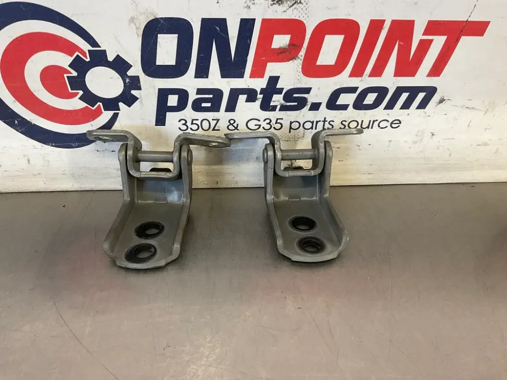 03-07 Infiniti G35 Coupe Left Right Door Hinges 80401AM800 80400 OEM 22BDREA