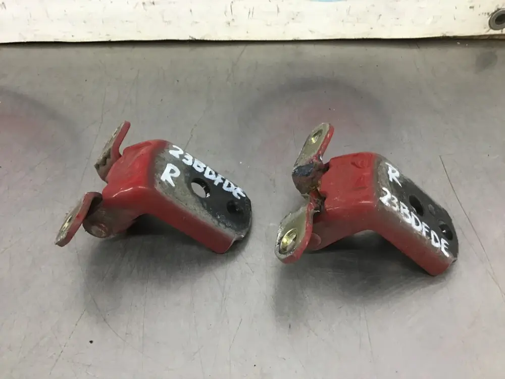 03-07 Infiniti G35 Coupe Passenger Driver Door Hinges LH RH OEM 23BDFDE