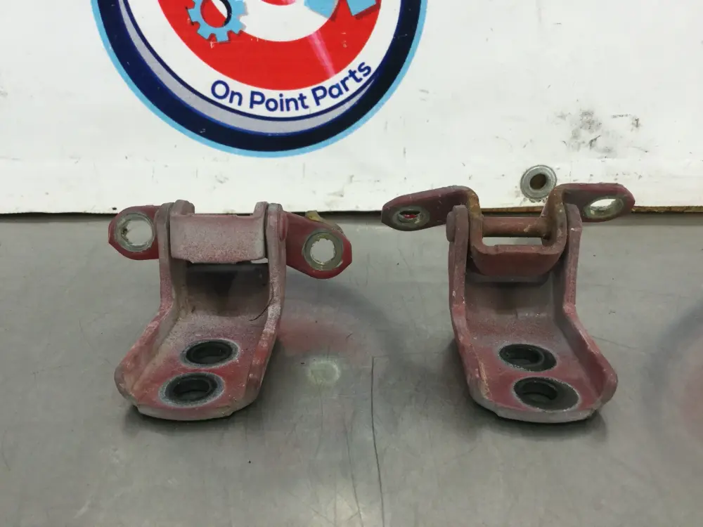 2003 Infiniti G35 Passenger Right Door Hinges OEM 0BJTBE