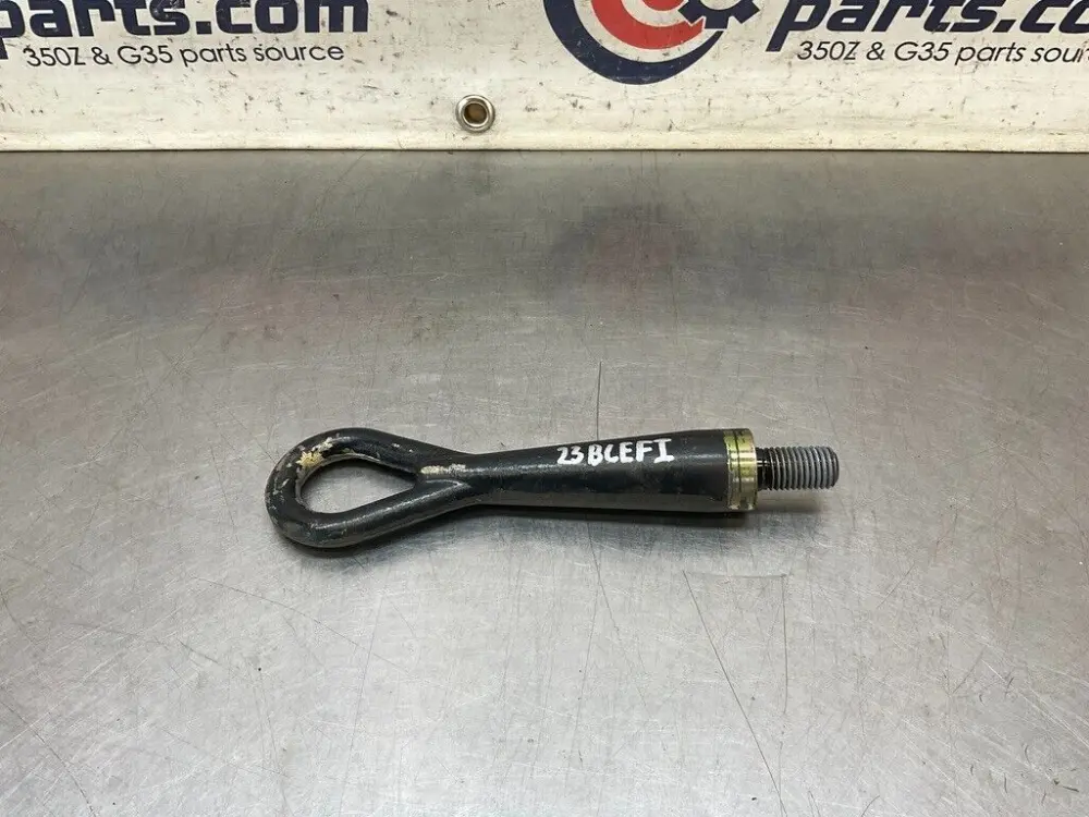 2003 Infiniti V35 G35 Tow Hook OEM 23BCEFI