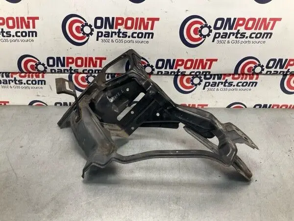 2003 Nissan Z33 350Z Front Driver Headlight Basket Bracket Oem 13Benf3