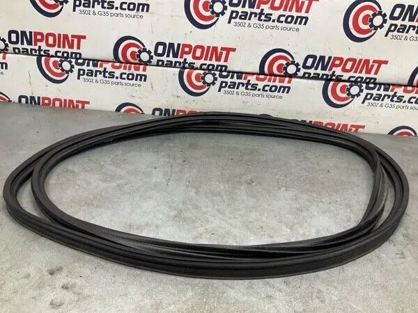 2004 Nissan Z33 350Z Rear Coupe Interior Hatch Weatherstrip Seal Oem 22Bgwfc