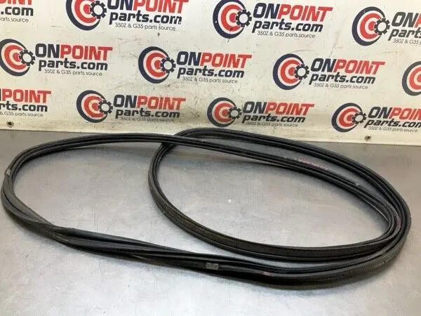 2005 Nissan Z33 350Z Rear Coupe Interior Hatch Weatherstrip Seal Oem 25Bhtfc