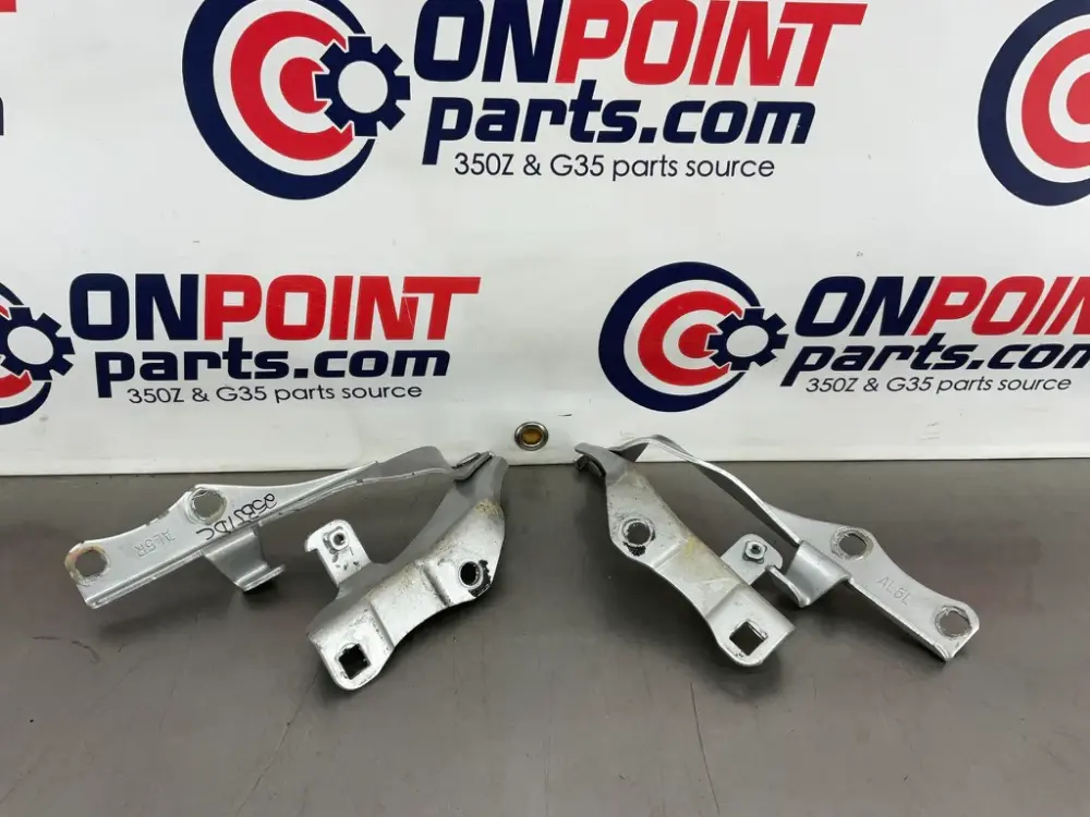 2006 Infiniti G35 Sedan Hood Hinges OEM 25BJ1DC