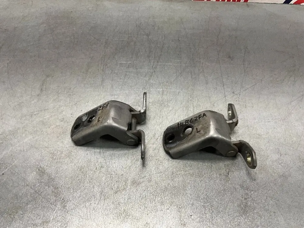 2007 Infiniti V35 G35 Driver Passenger Left Door Hinges OEM 14BCZFA