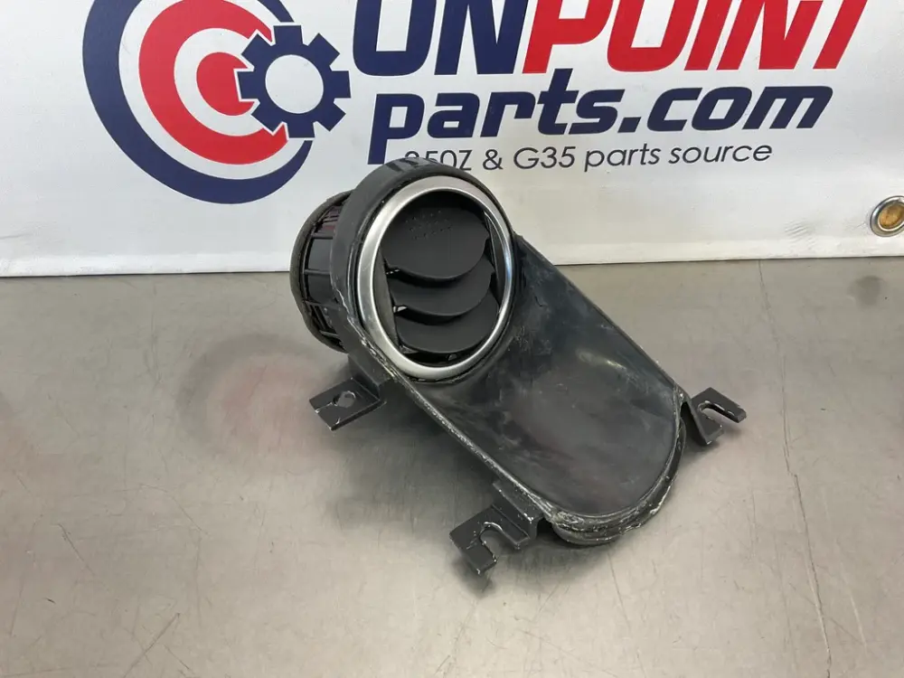 2006 Nissan 350Z Passenger Right Door Vent Trim 80972 OEM 12BI3DE