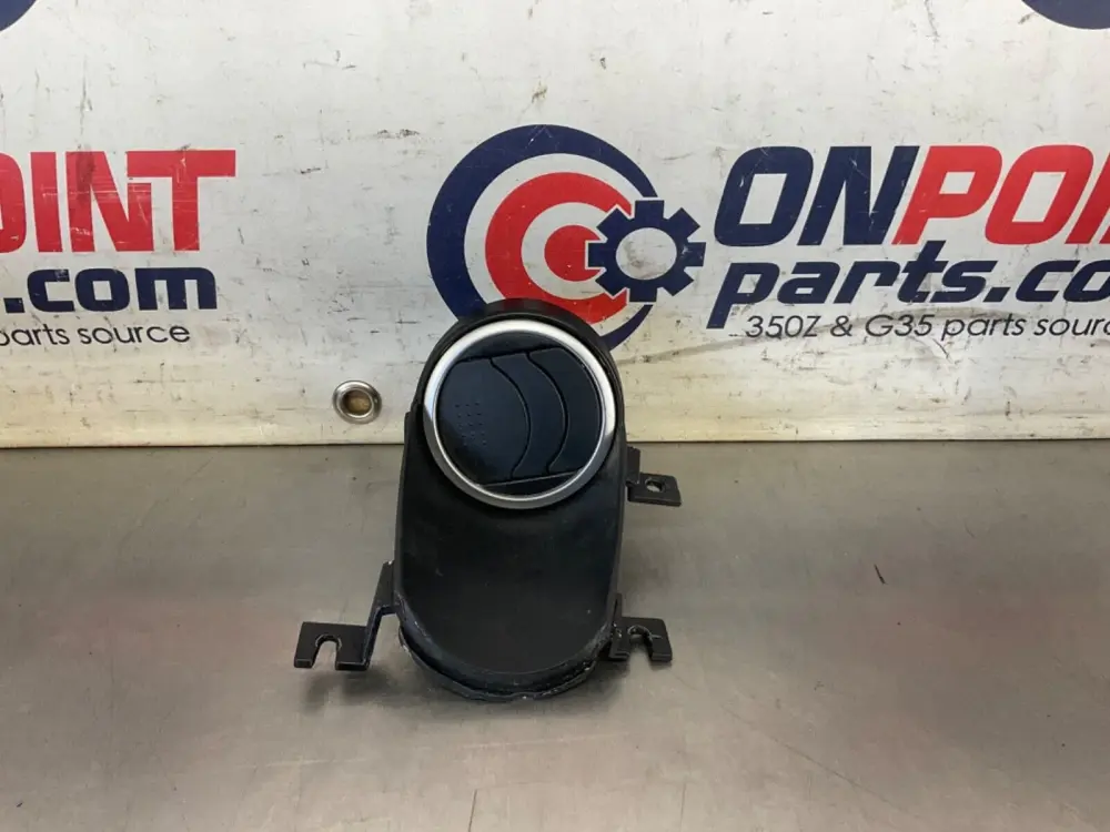 2007 Nissan Z33 350Z Driver Left Door Vent 80965 OEM 21BGKEA