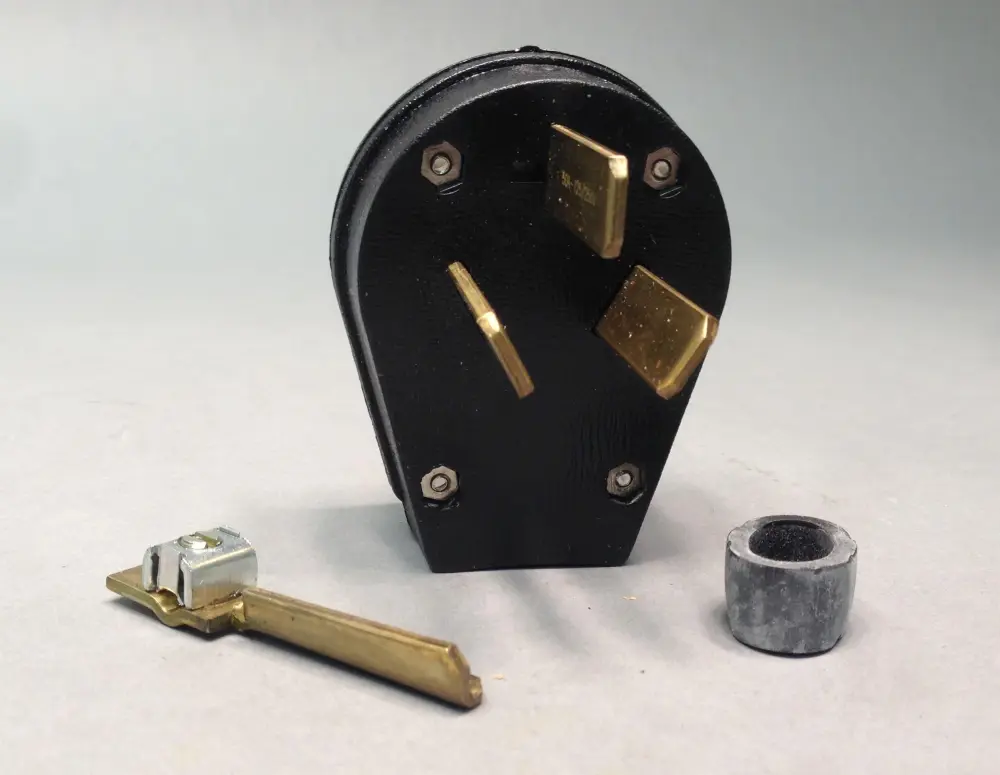 RV-Specific Crowfoot Plug and Receptacle, 50 Amp