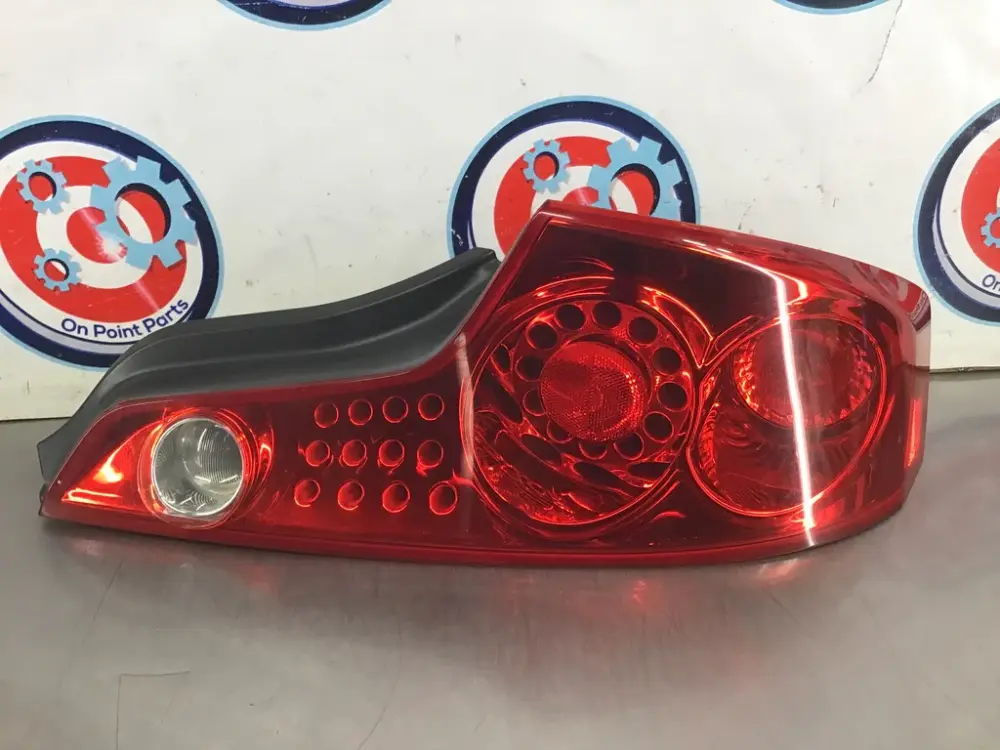 2005 Infiniti G35 Passenger Right Tail Portable Assembly OEM 11BFVC2