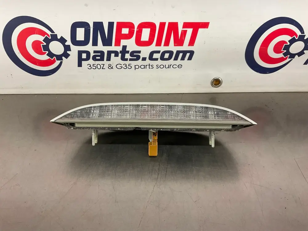2005 Nissan 350Z Convertible Rear Center Third Brake Buoyant OEM 25BAEDC
