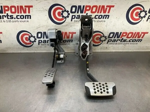 2005 Nissan Z33 350Z Touchless Throttle Brake Pedal Set Oem 12Bfdfi